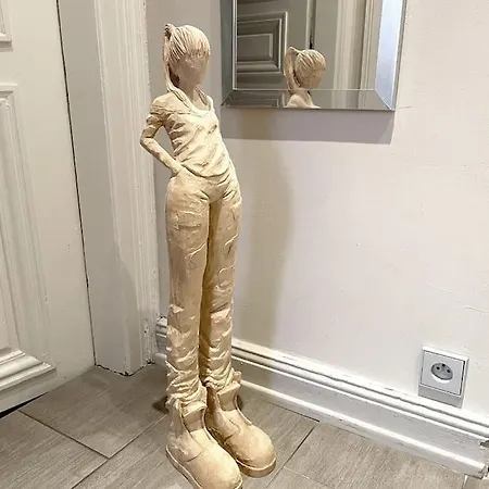 Le 14, Art Et Design דירה